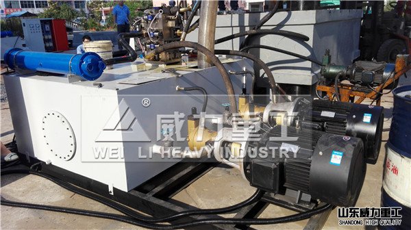 油壓機的細(xì)節(jié)組成部分